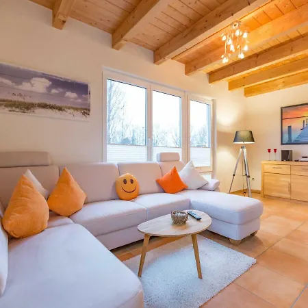 Ferienhaus Silva بيت للعطل Koserow